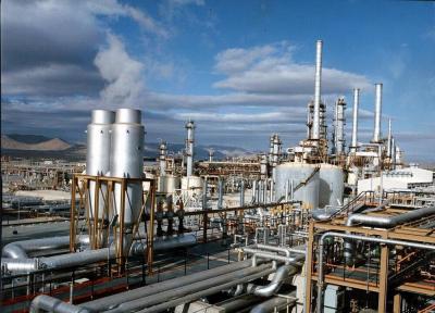 فیچ: بحران کرونا و افزایش قیمت حامل های انرژی، افت 10 درصدی مصرف سوخت پالایشگاهی ایران را در 2020 رقم می زند