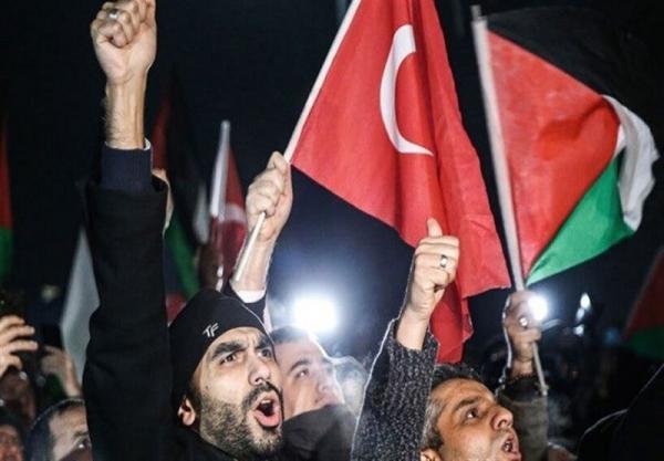 تظاهرات در استانبول و بازداشت ده ها معترض تظاهرات در استانبول و بازداشت ده ها معترض