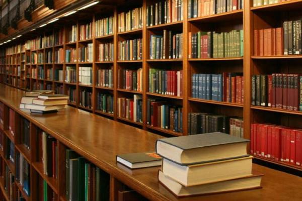 خرید 5500 نسخه کتاب نو برای کتابخانه های زنجان